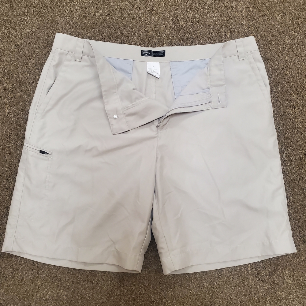 Callaway Golf Shorts Mens 40 Khaki Beige Chino Flat Front Performance Polyester